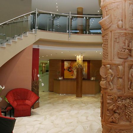 Hotel Fonda Neus Sant Sadurní dʼAnoia エクステリア 写真